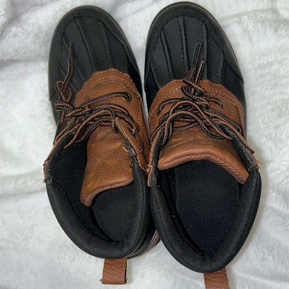 Levi’s Kids Duck Boots Brown Black Ankle Boots Size 4 Waterproof Style - Picture 8 of 8
